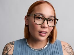 Esme in Aventurine Tortoise with Polished Gold, thumbnail 2