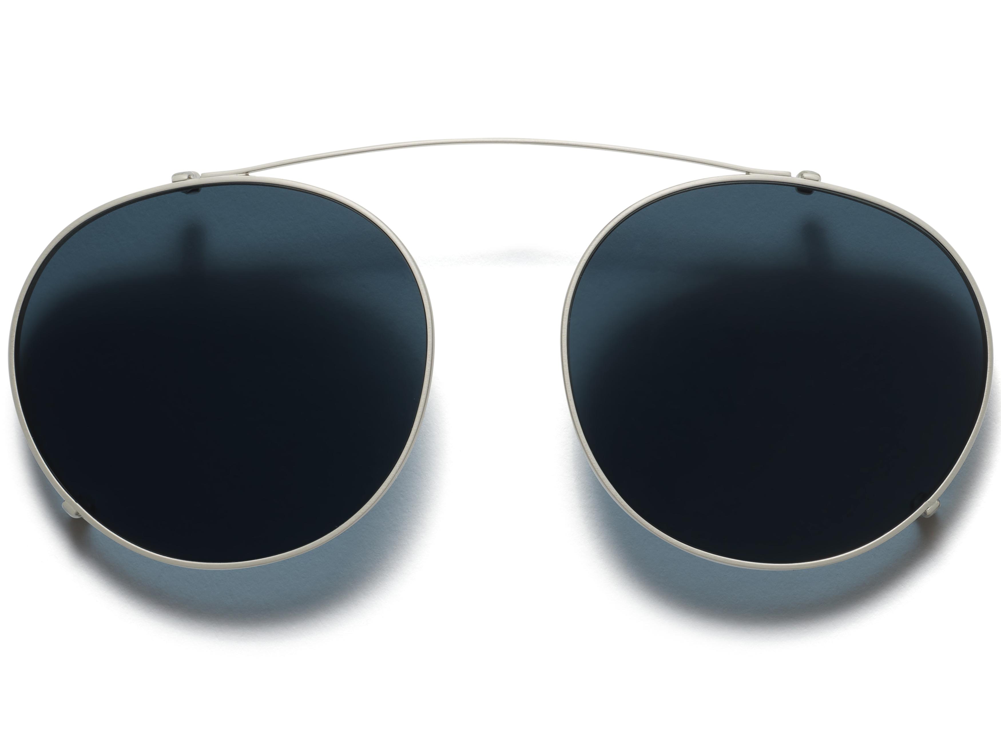 Front view of Simon Clip-On Medium in simon-clip-on-medium