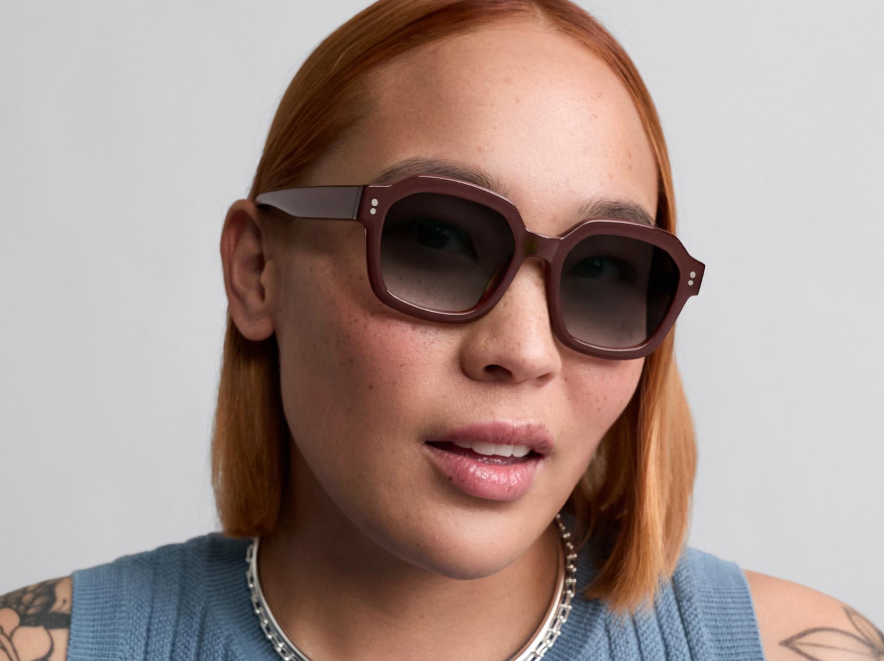 Babs in Layered Bordeaux, image 2