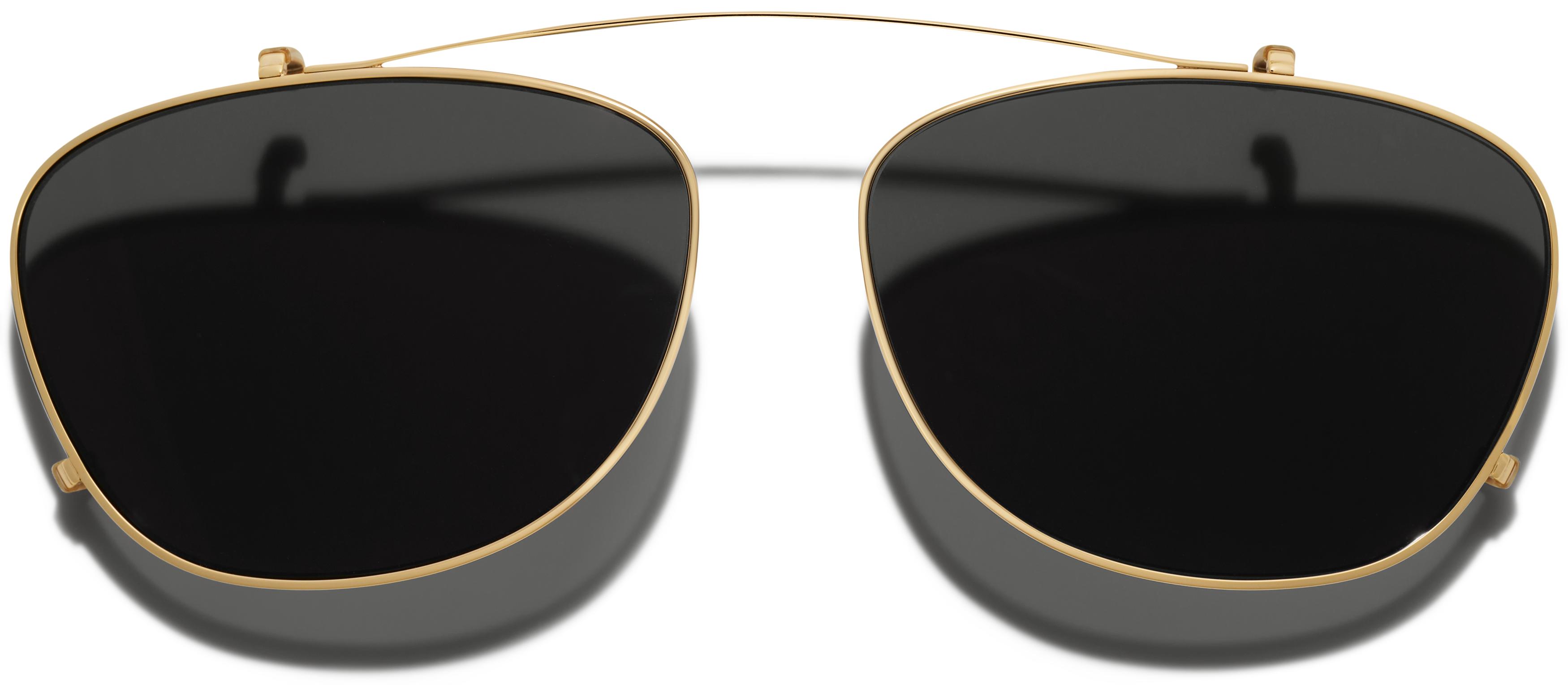 Front view of Daisy Clip-On Medium in daisy-clip-on-medium