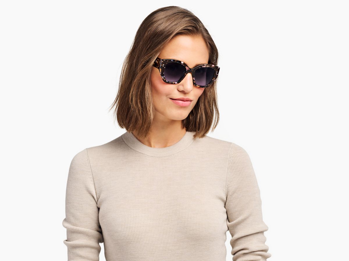 Masha in Black Currant Tortoise, image 2