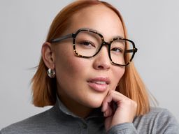 Willetta in Black Oak Tortoise, thumbnail 3